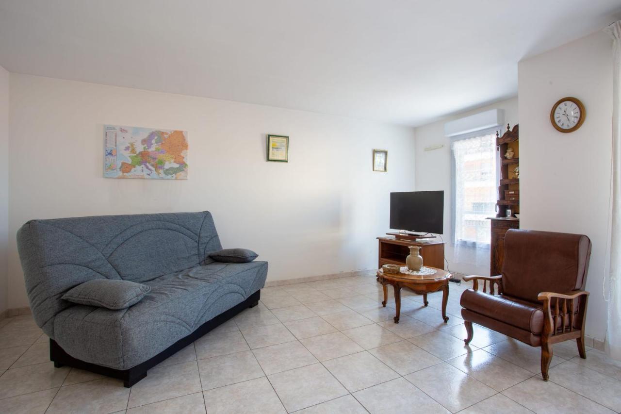 Apartment With Sea View With Two Bedrooms Niza Exterior foto