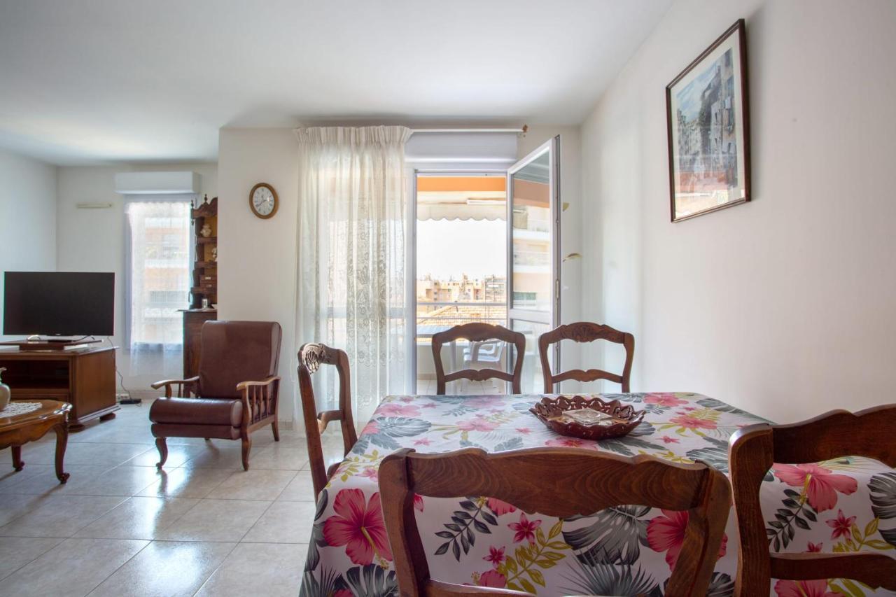 Apartment With Sea View With Two Bedrooms Niza Exterior foto